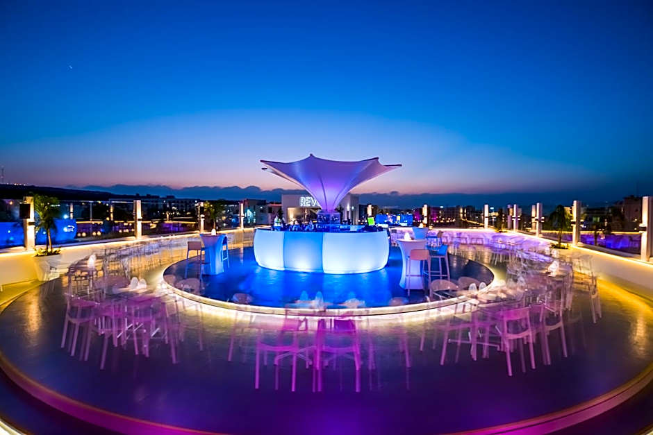 Protaras Plaza Hotel