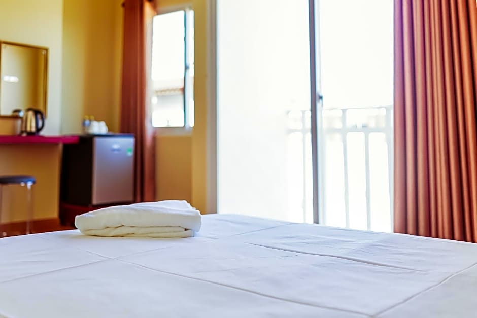 Douangpraseuth Hotel