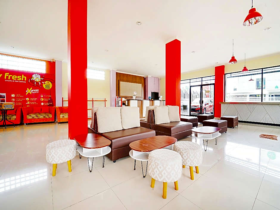 Collection O 91345 Myroom Hotel