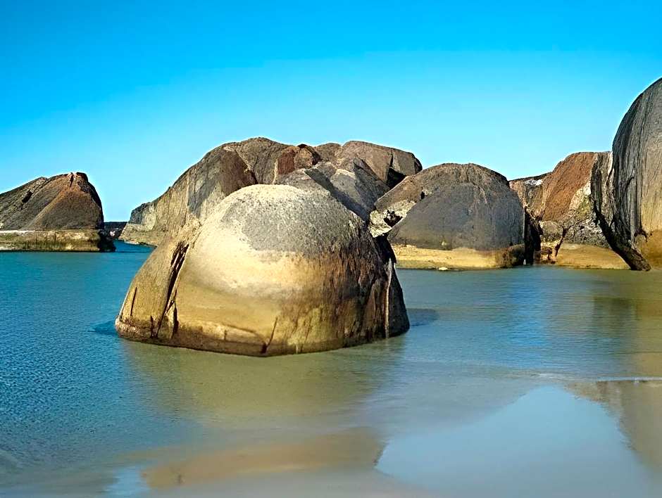 Karma Chalets And Karisma Spa