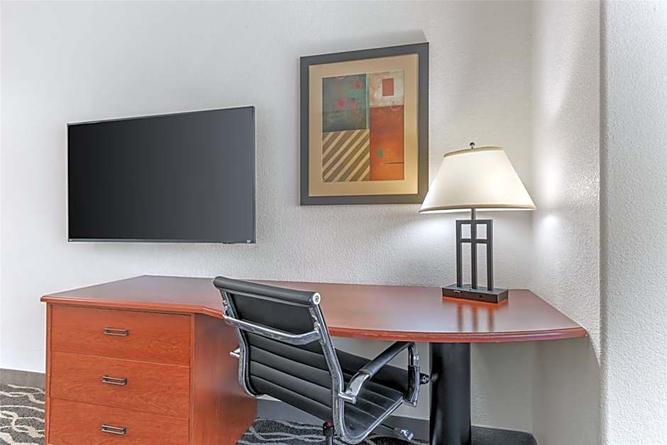 Best Western Plus Waxahachie Inn & Suites