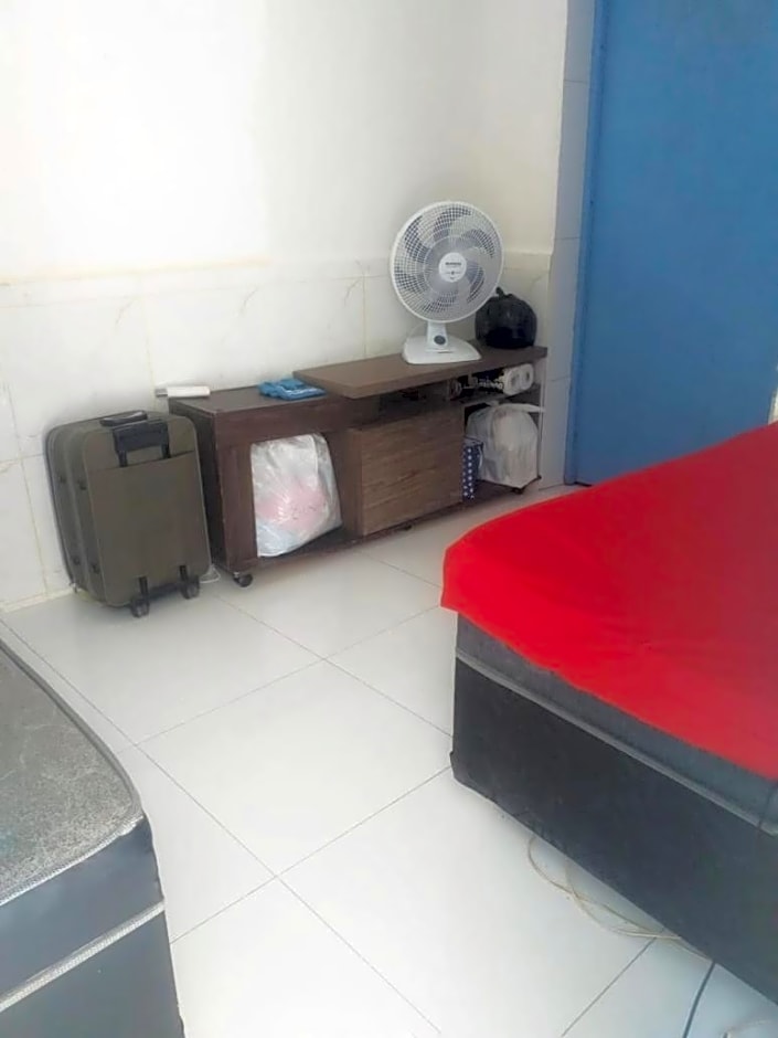 C&R Hostel Residencial
