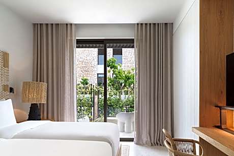 Oasis II Infinity, 3 Bedroom Villa, Bedroom 1: 1 King, Bedroom 2: 2 Twin, Bedroom 3:, Sofa bed