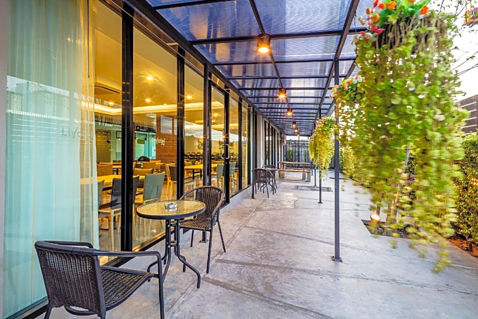 Livotel Hotel Kaset Nawamin Bangkok
