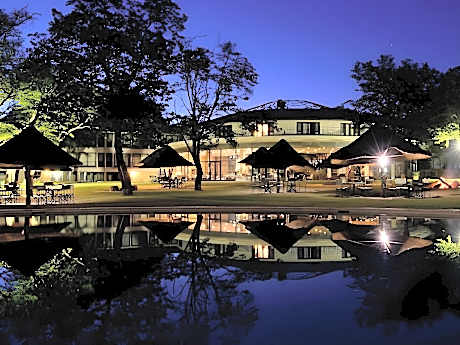 Hwange Safari Lodge