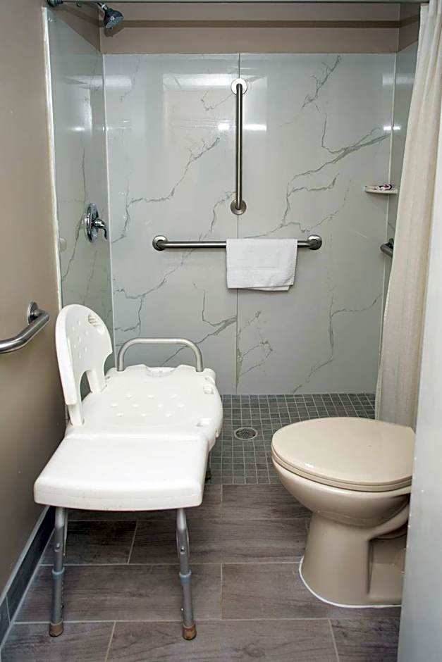 Super 8 by Wyndham Black Mountain