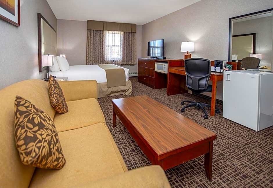 Coast Fort St John Hotel