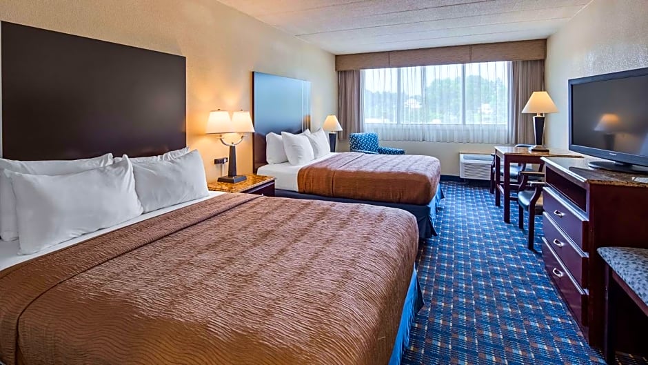 Best Western Plus Reading Inn & Suites