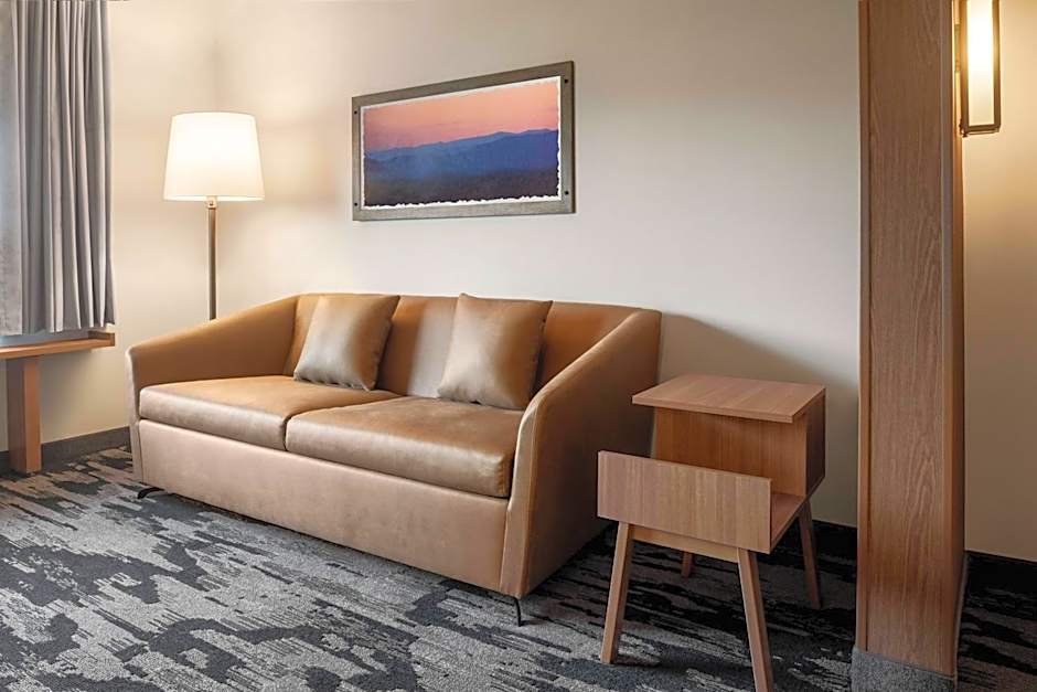 Fairfield Inn & Suites by Marriott Milwaukee West