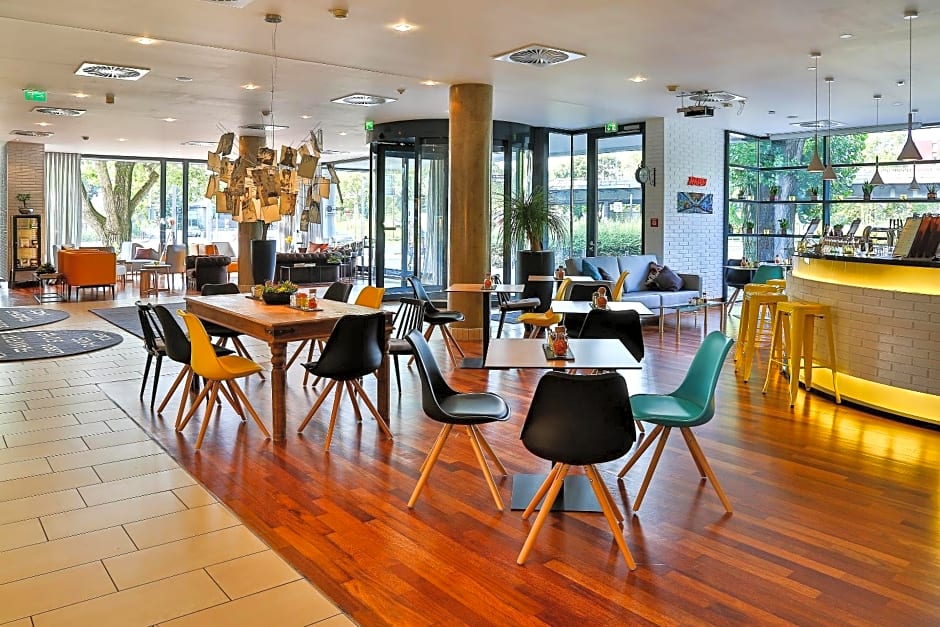 Hotel Frankfurt Messe affiliated by Melia