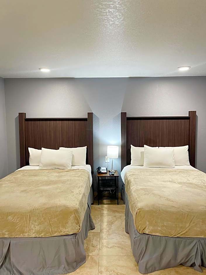Celebration Suites At Old Town