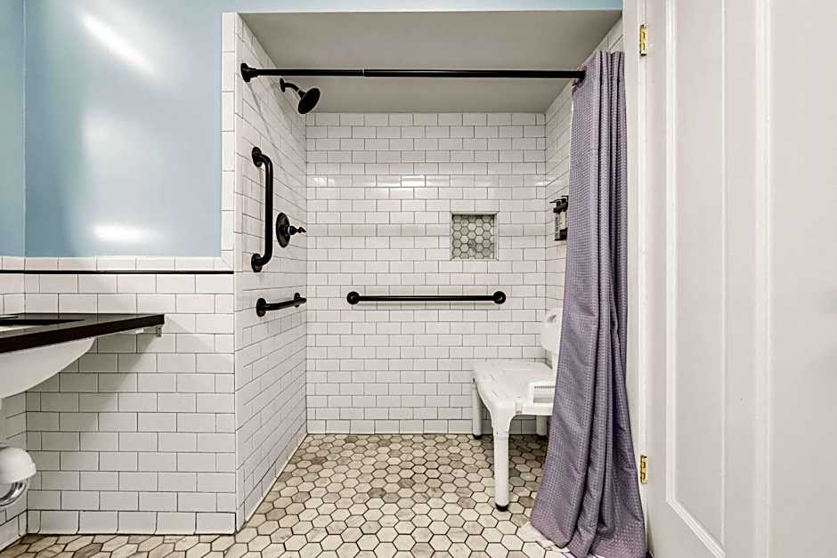 Hotel Petaluma, Tapestry Collection by Hilton