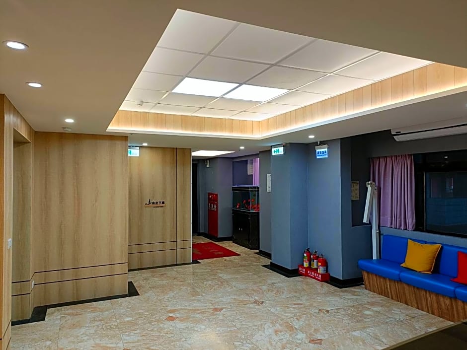 Lotus Yuan Business Hotel