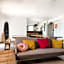 Good Feeling Hostel & Guest House