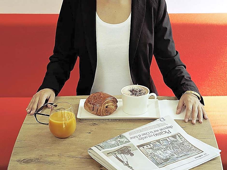 Ibis Makassar City Center Hotel