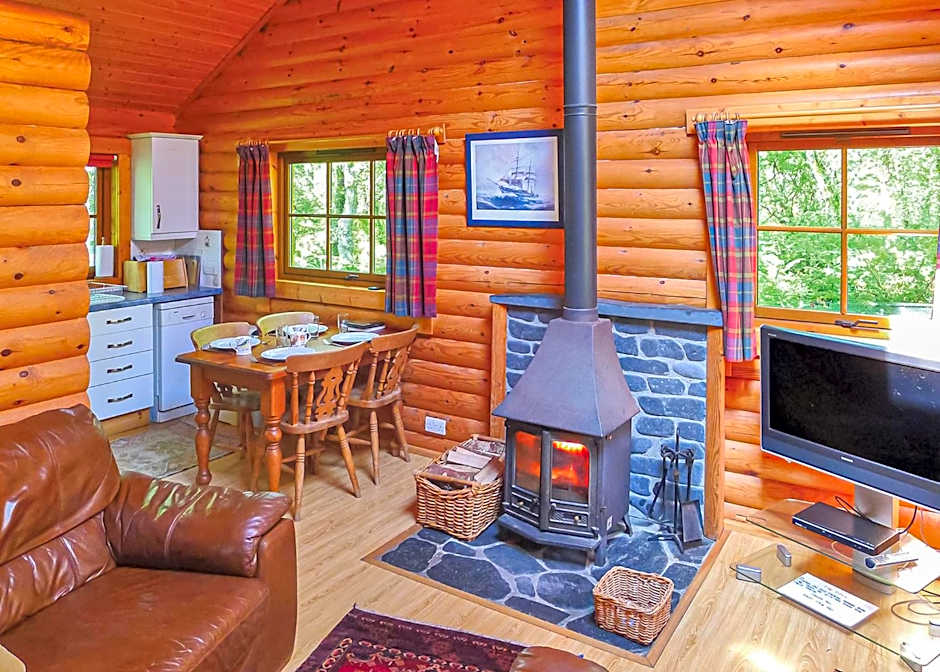 Loch Shuna Lodges