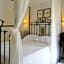 Porto Scoutari Romantic Hotel