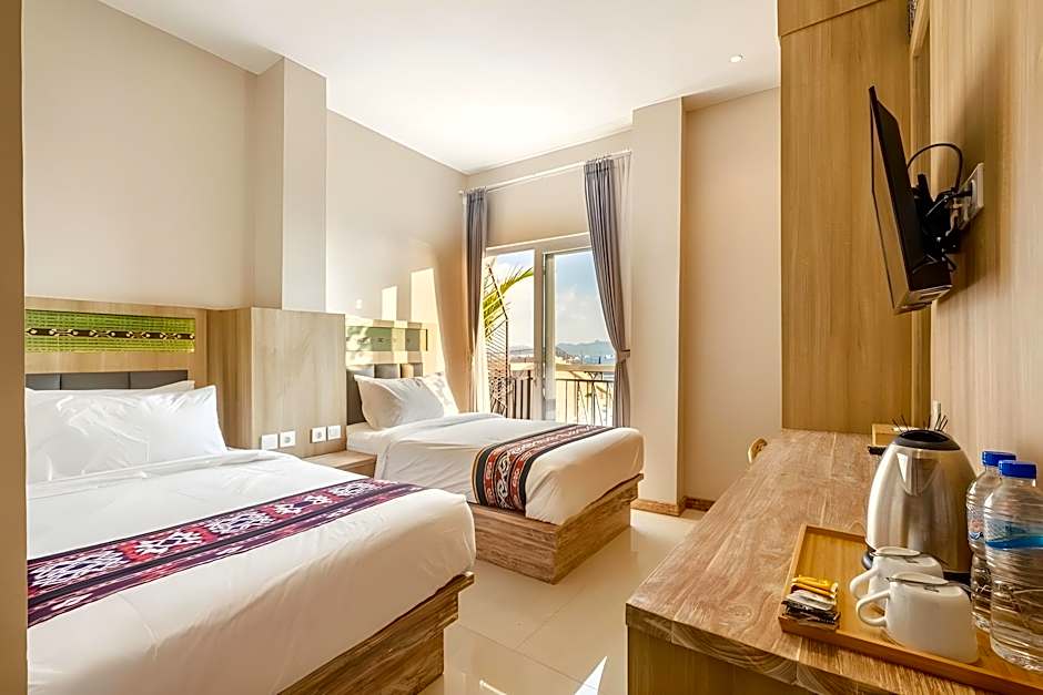 DEJAVU 2.0 HOTEL BAJO KOMODO