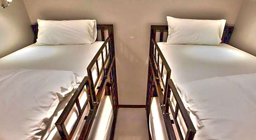 Jellybean The Blocks Hostel Sukhumvit 10