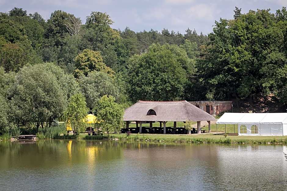 Miłocin Park Centrum Wypoczynkowo-Konferencyjne