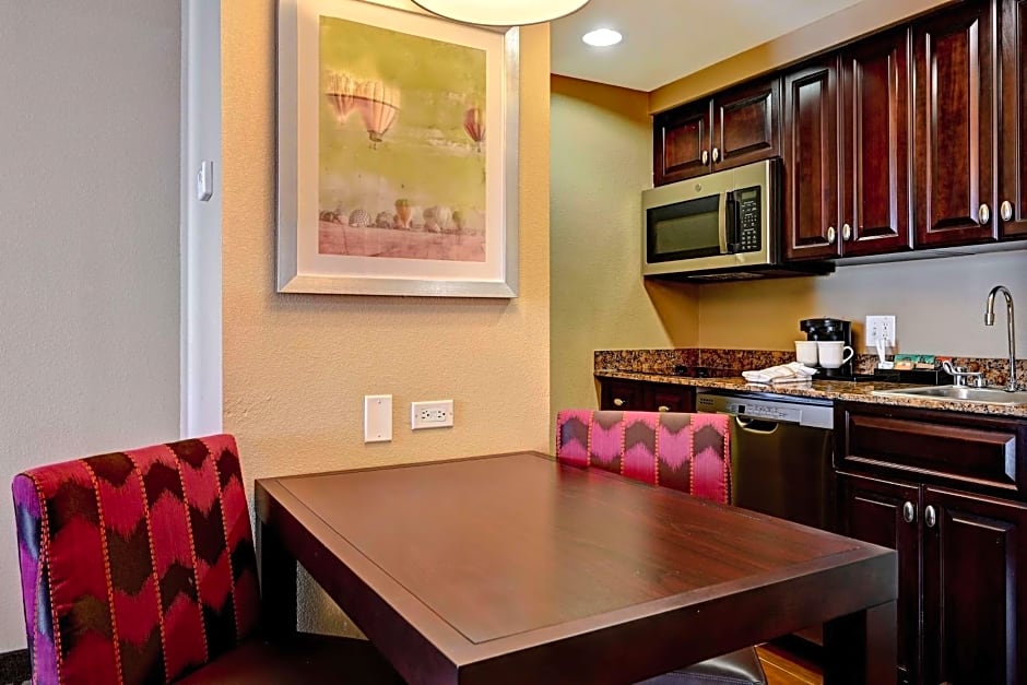 Homewood Suites By Hilton Albuquerque Airport