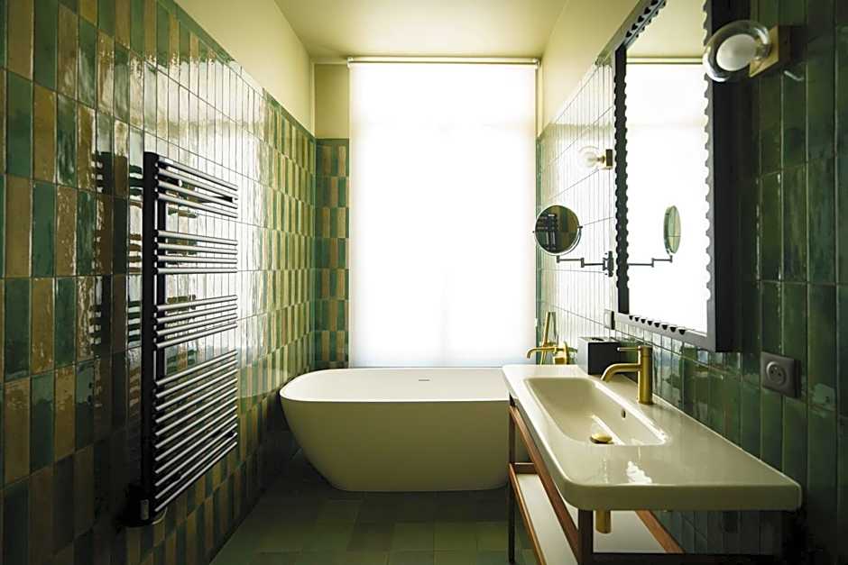 Hotel Gounod Fully Renovated