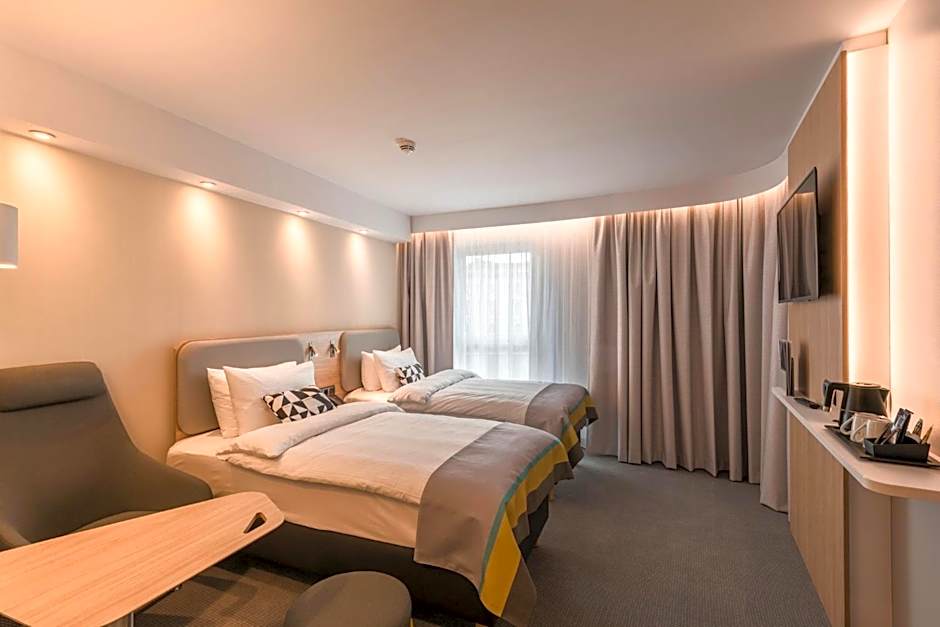 Photo 1 of 5 of Standard 2 Twin Beds