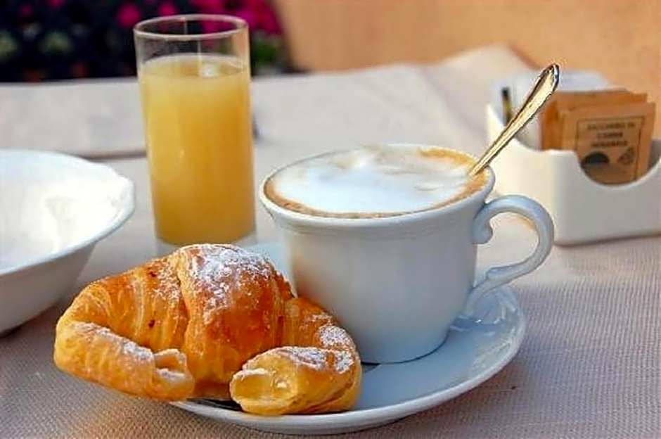 L' Angolo dei poeti - Bed and Breakfast