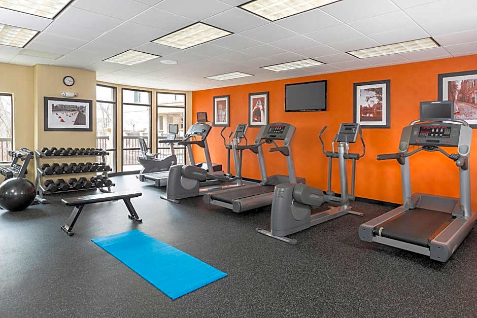 Courtyard by Marriott Boston Natick