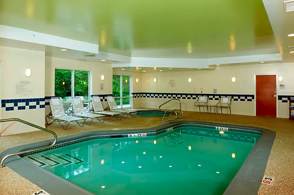 Fairfield Inn & Suites by Marriott Brunswick Freeport