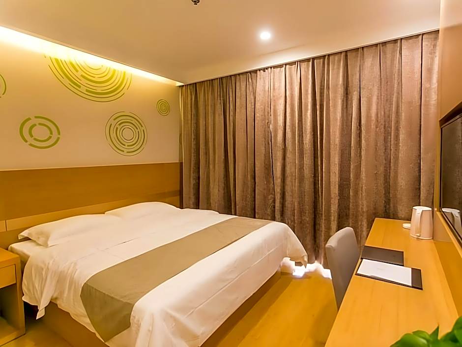 GreenTree Inn Suzhou Wujiang Fenhu Development District