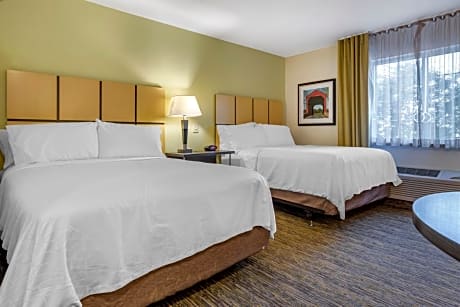 Studio Suite with Two Double Beds