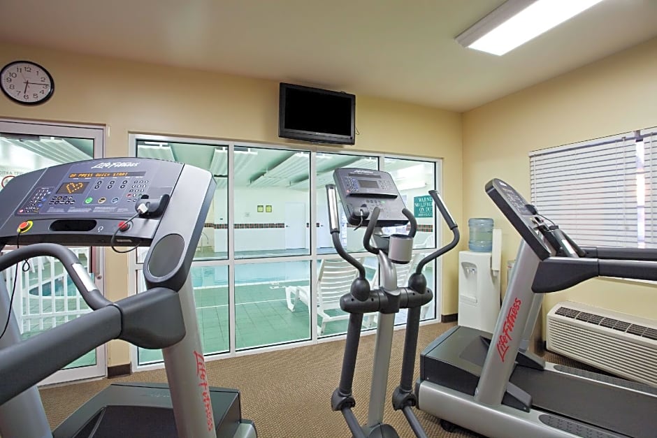 Country Inn & Suites by Radisson, Decatur, IL