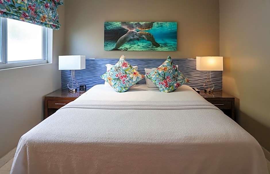 Orchid Key Inn-Adult Only