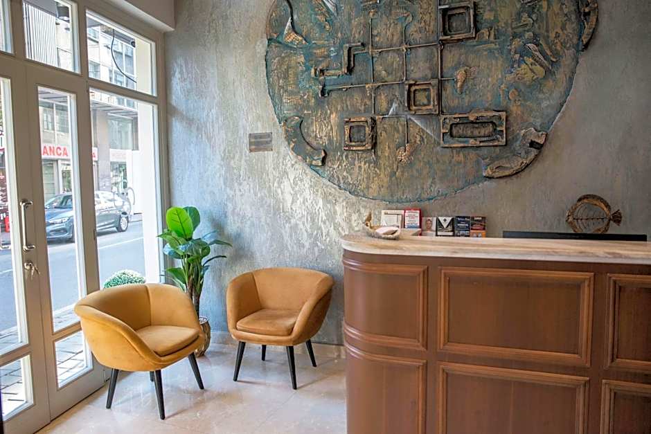 Smart and Simple Hotel Karakoy