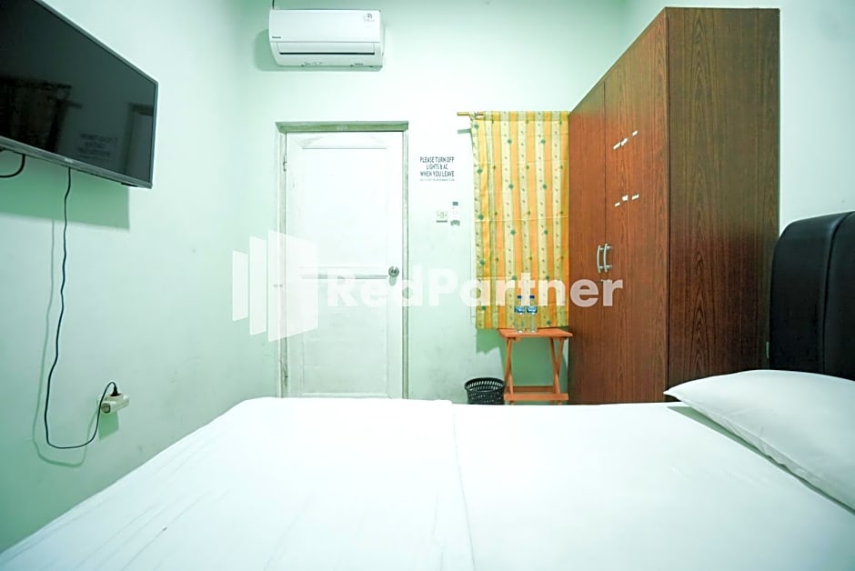 Mahkota Sivali near Soekarno Hatta Airport Mitra RedDoorz