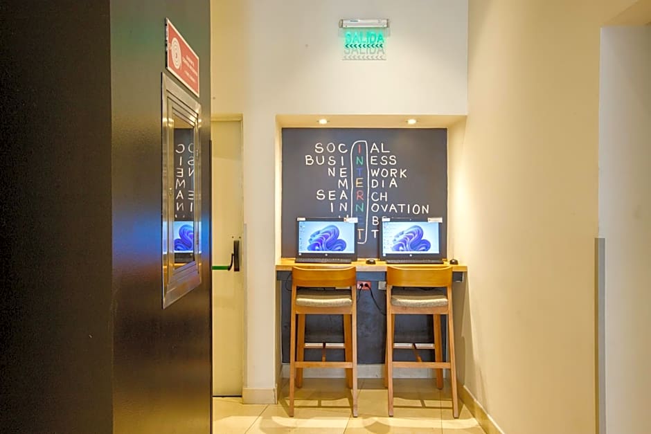 Ibis Quito