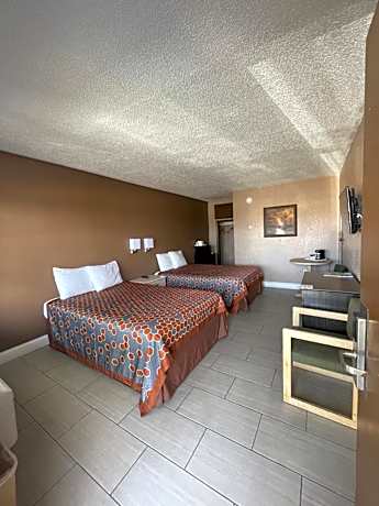 Double Room with Two Double Beds - Non-Smoking