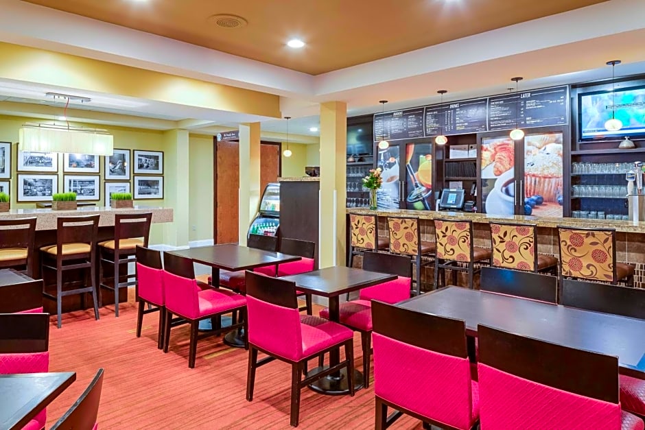Courtyard by Marriott Portsmouth