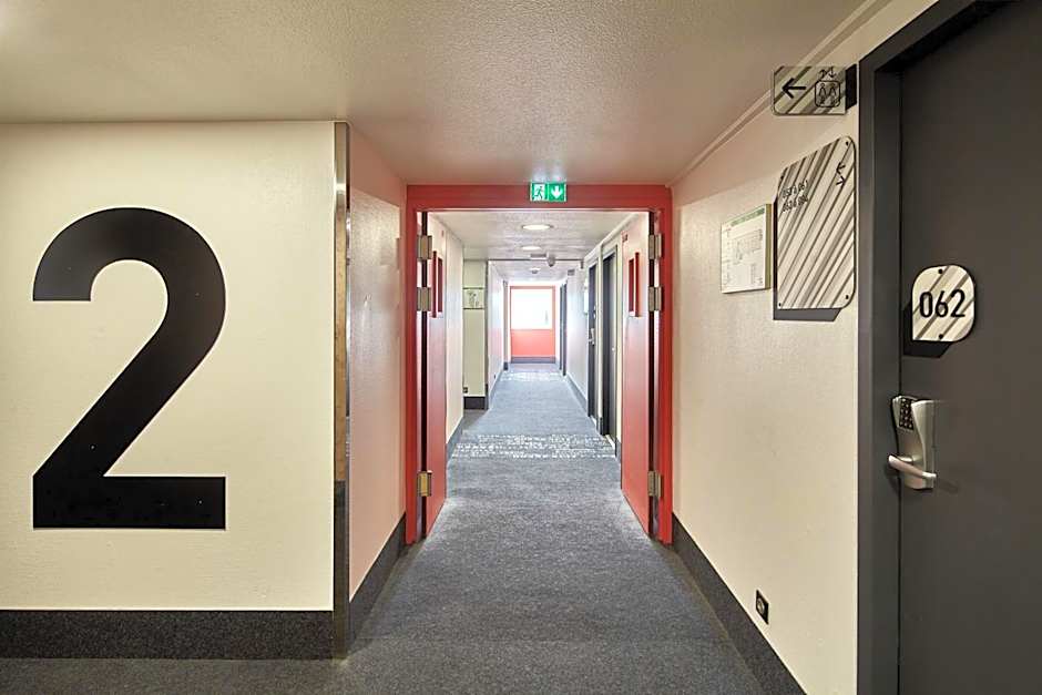 B&B HOTEL Evry Lisses 2