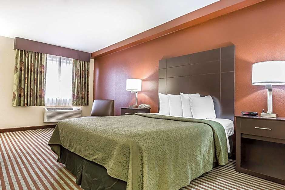 Quality Inn Mount Vernon, IL