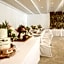 Swartberg Hotel, Cork Tree Collection