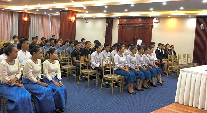 Kampong Thom Royal Hotel