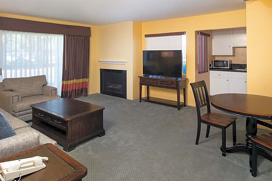 Dana Point Marina Inn