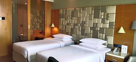Premium Room Twin Beds 