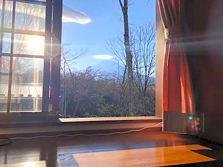 Twin Room with View