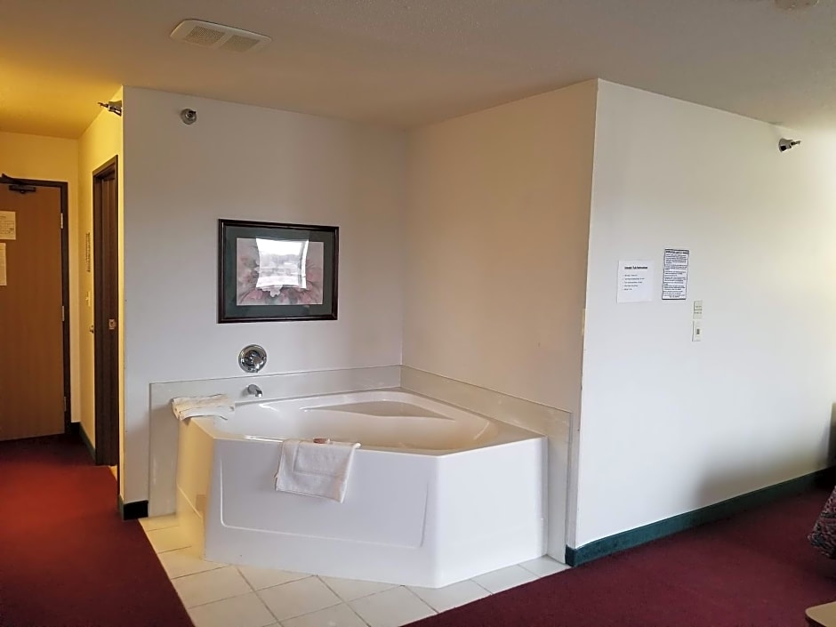 Bilmar Inn & Suites