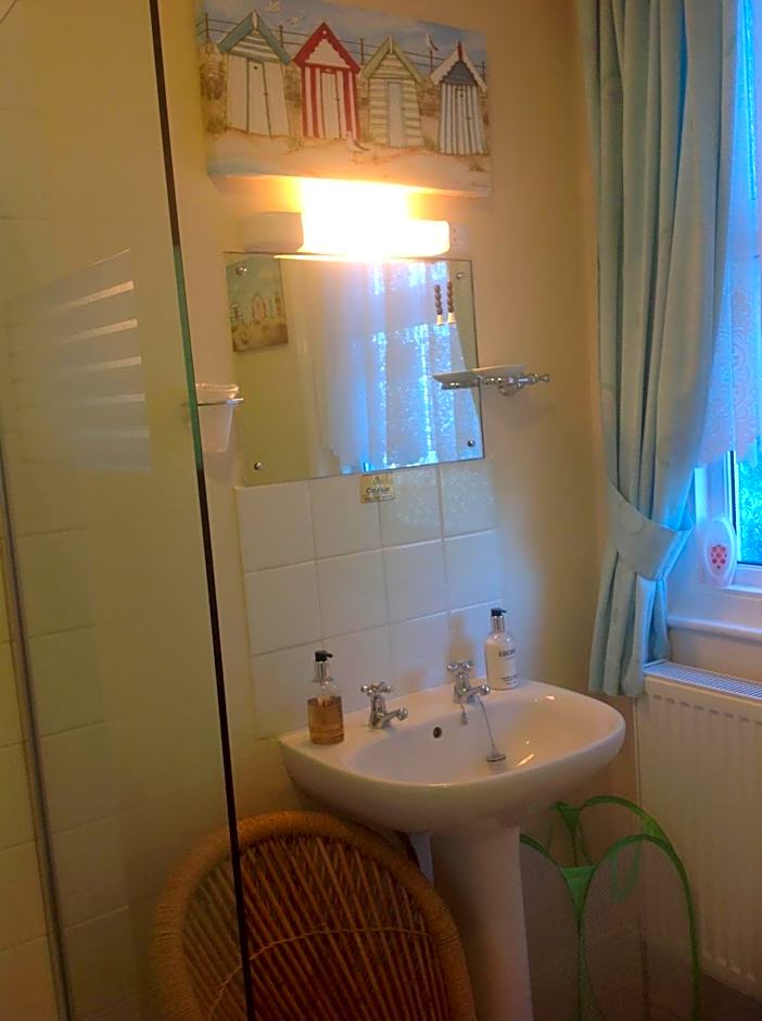 Cleasewood Guest House