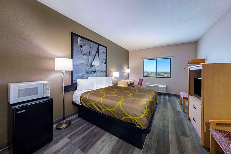 Super 8 by Wyndham Quartzsite AZ