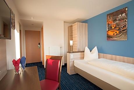 Comfort Single Room with Shower